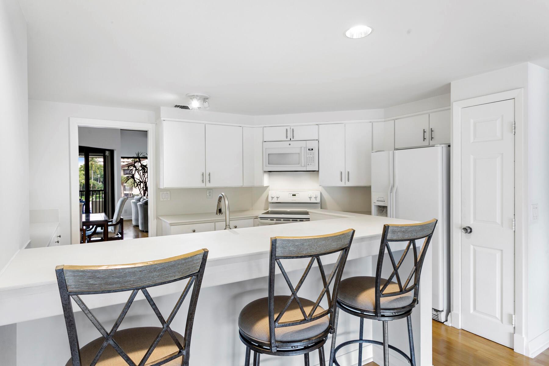 OLD PORT COVE HARBOR VILL - Residential