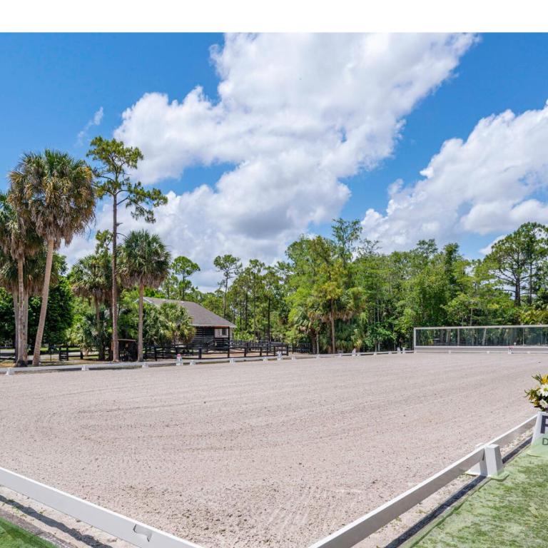 FOX TRAIL - Residential