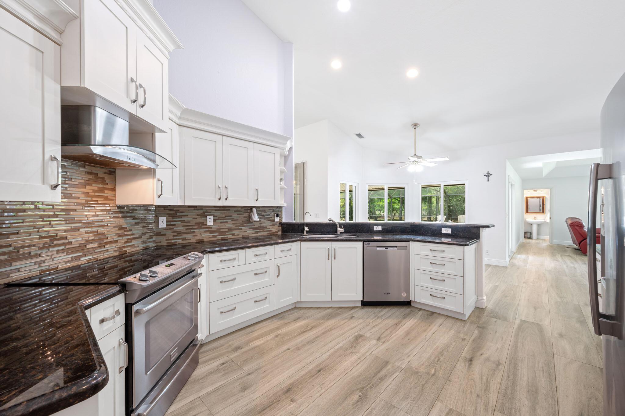 FOX TRAIL - Residential