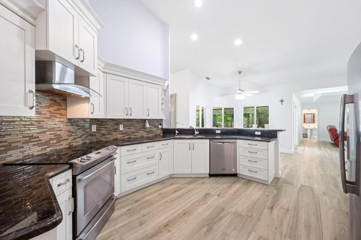 FOX TRAIL - Residential