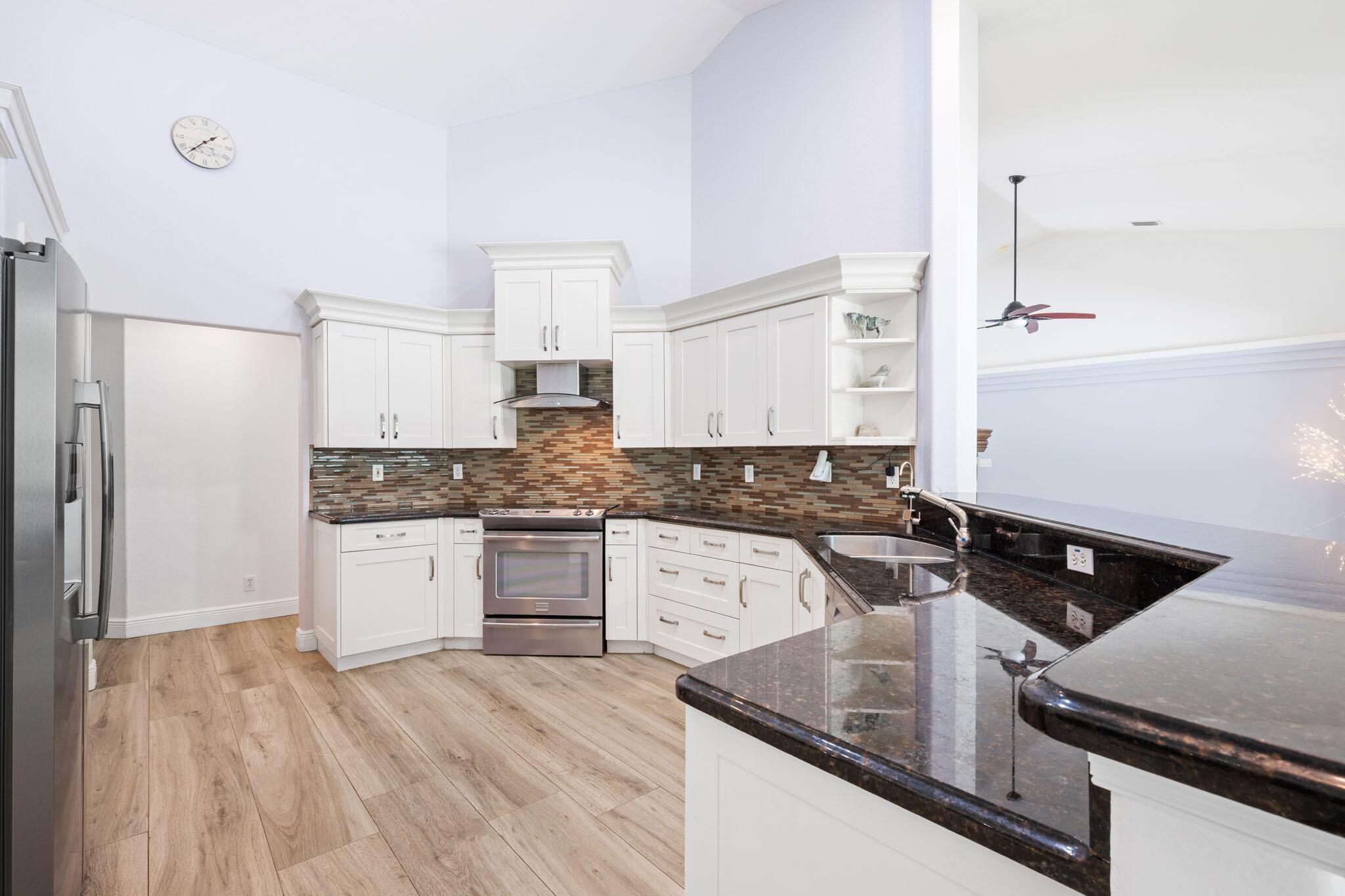 FOX TRAIL - Residential