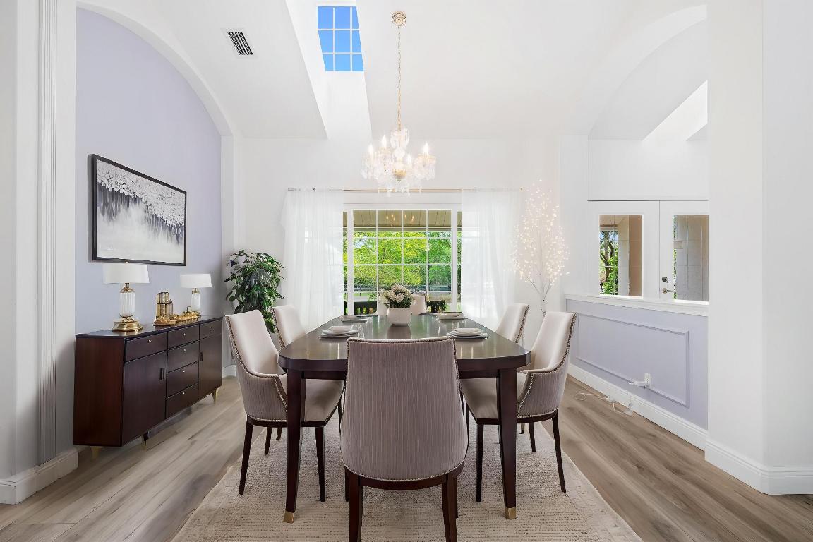 FOX TRAIL - Residential