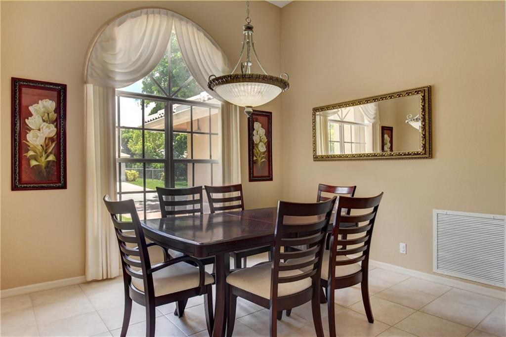 WATERSIDE@CORAL CREEK - Residential