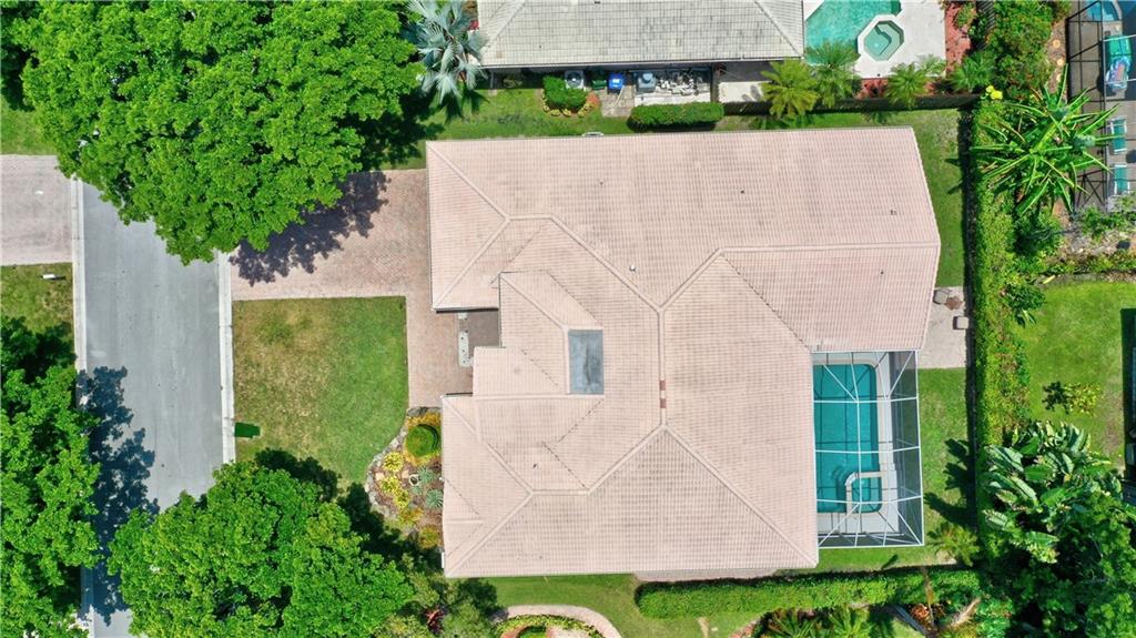 WATERSIDE@CORAL CREEK - Residential