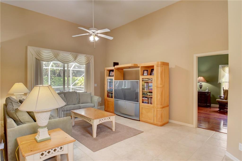 WATERSIDE@CORAL CREEK - Residential