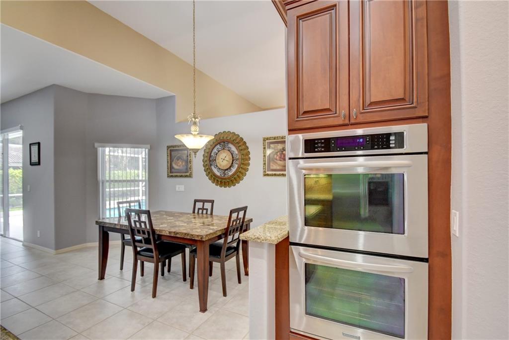 WATERSIDE@CORAL CREEK - Residential