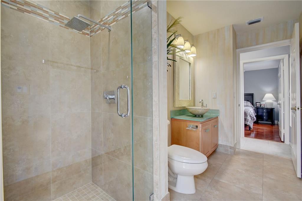 WATERSIDE@CORAL CREEK - Residential