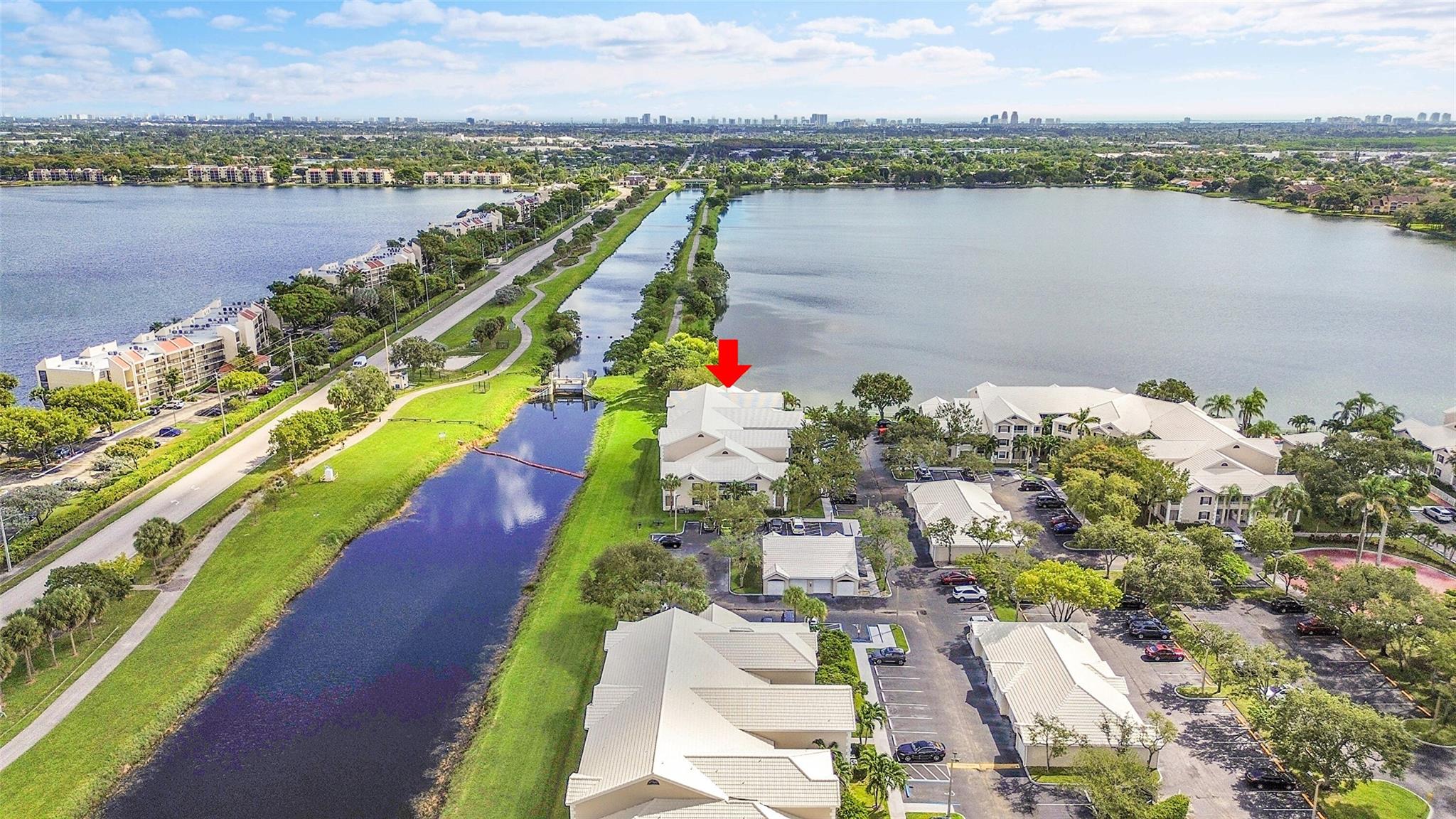 Lakeview Club Condo - Residential