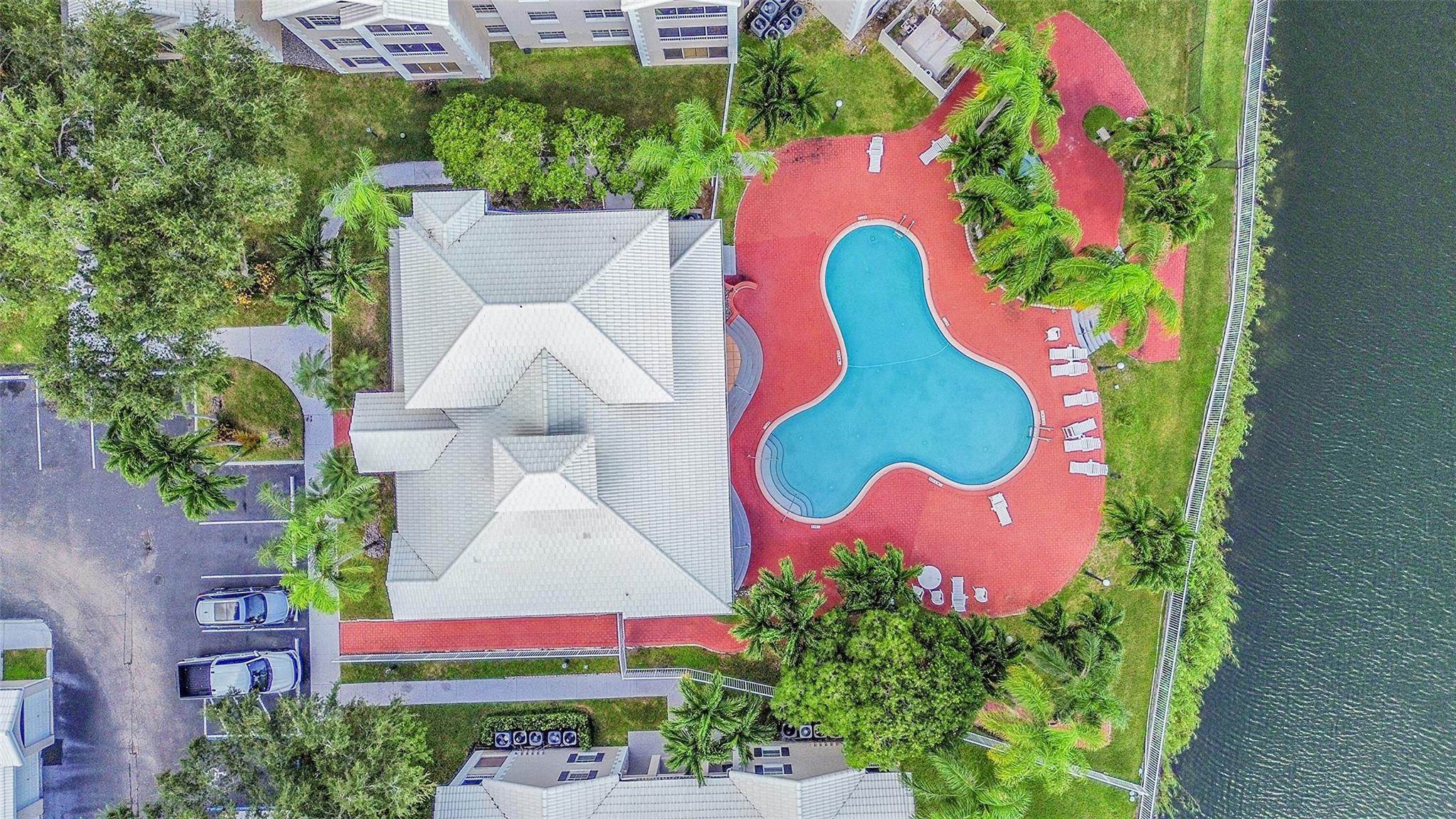 Lakeview Club Condo - Residential