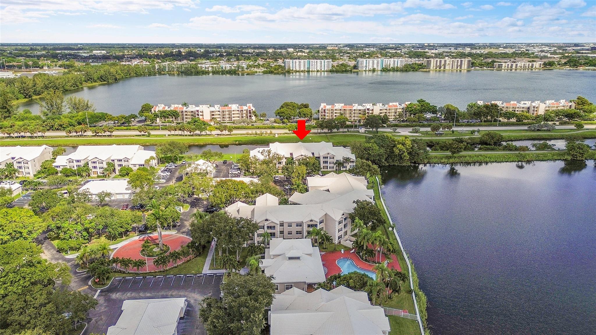 Lakeview Club Condo - Residential