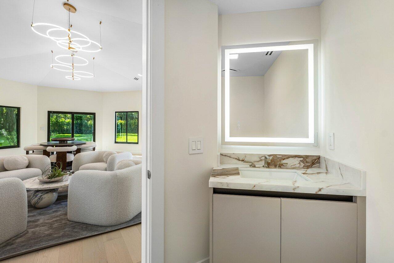 LONG LAKE ESTATES - Residential