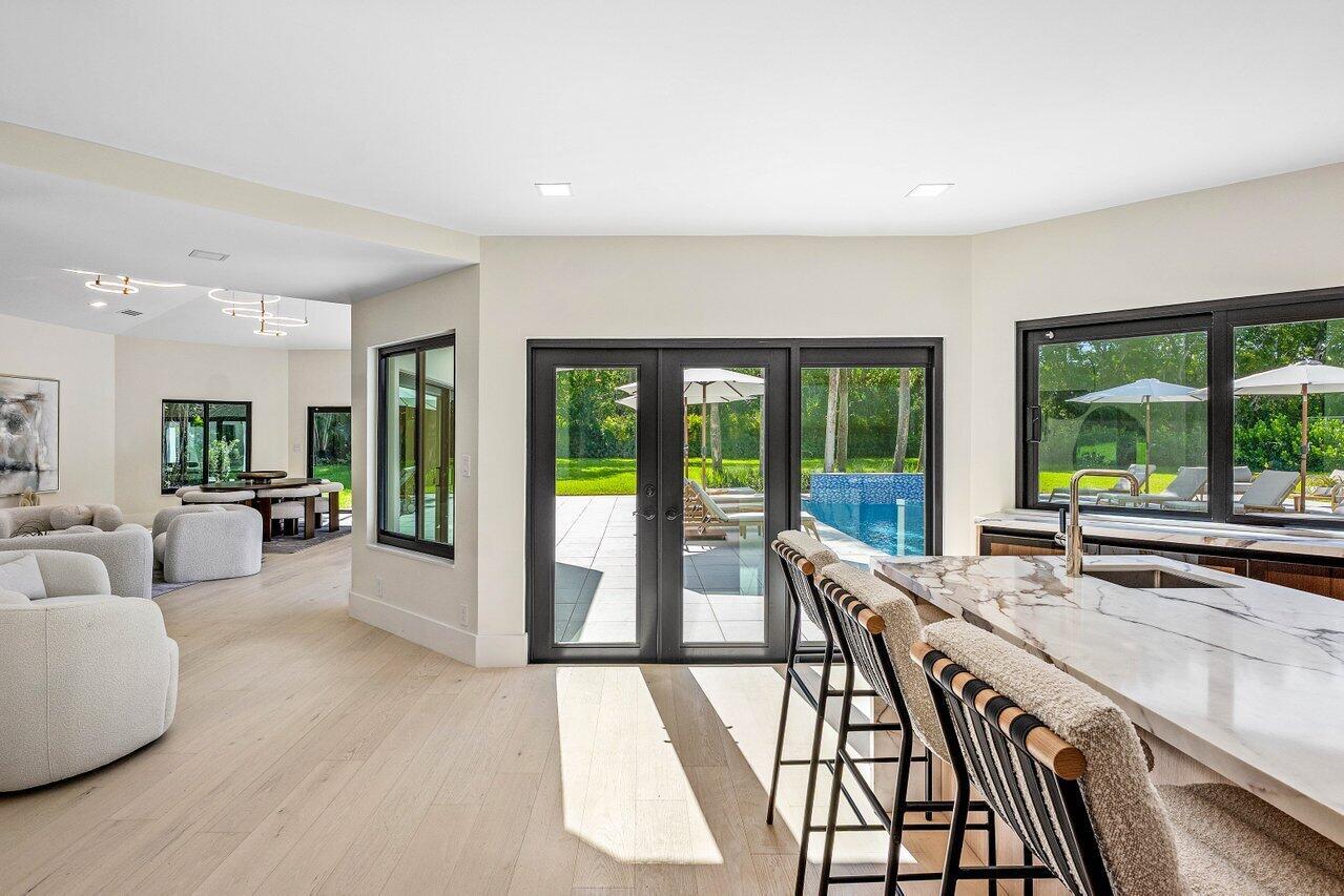 LONG LAKE ESTATES - Residential