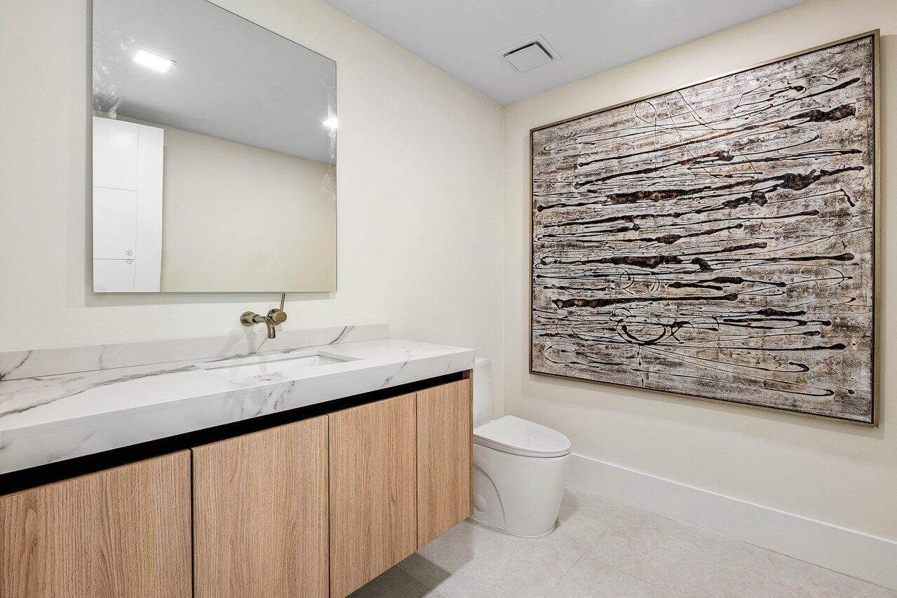 LONG LAKE ESTATES - Residential