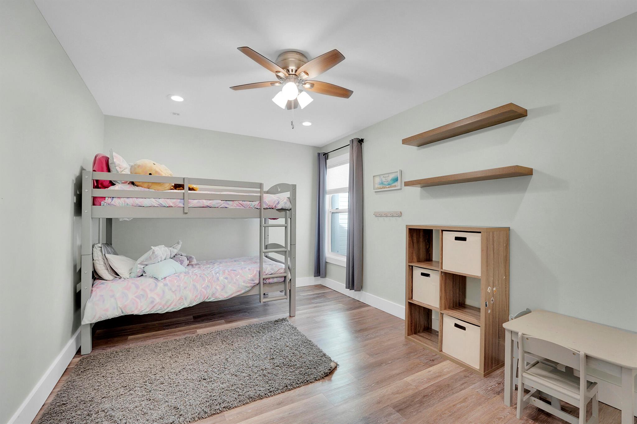 XANADU BY THE SEA - Residential Lease