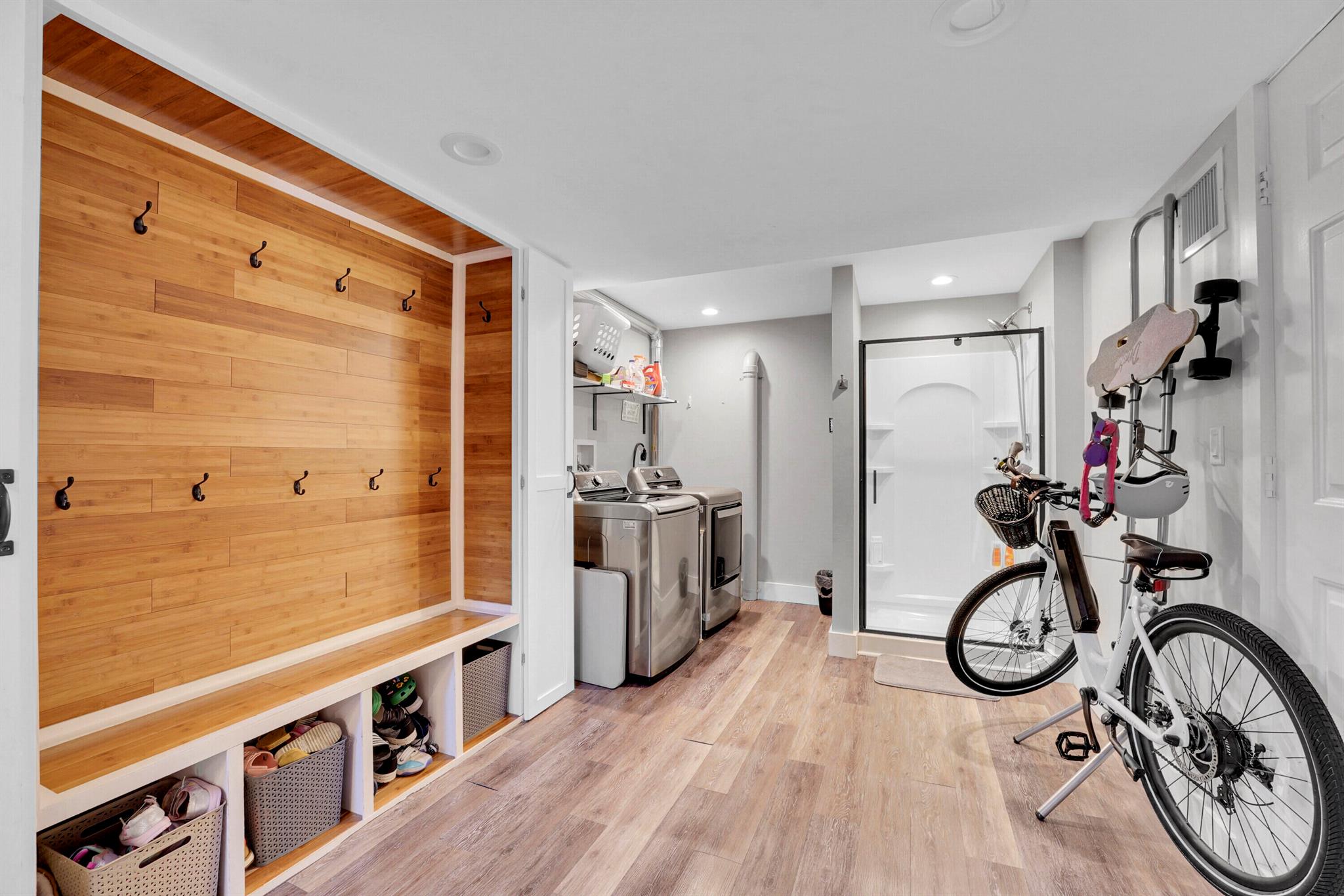 XANADU BY THE SEA - Residential Lease