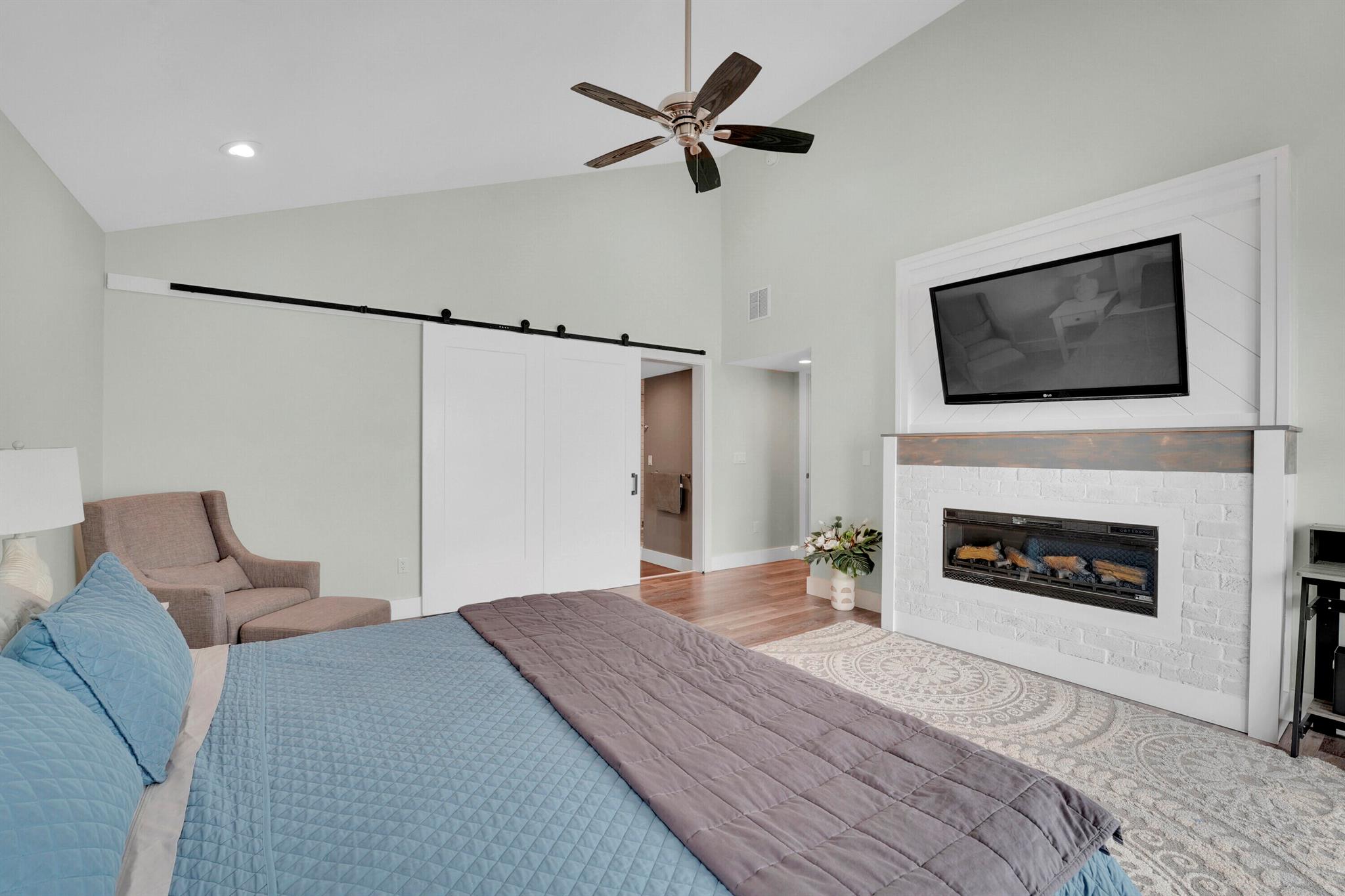 XANADU BY THE SEA - Residential Lease