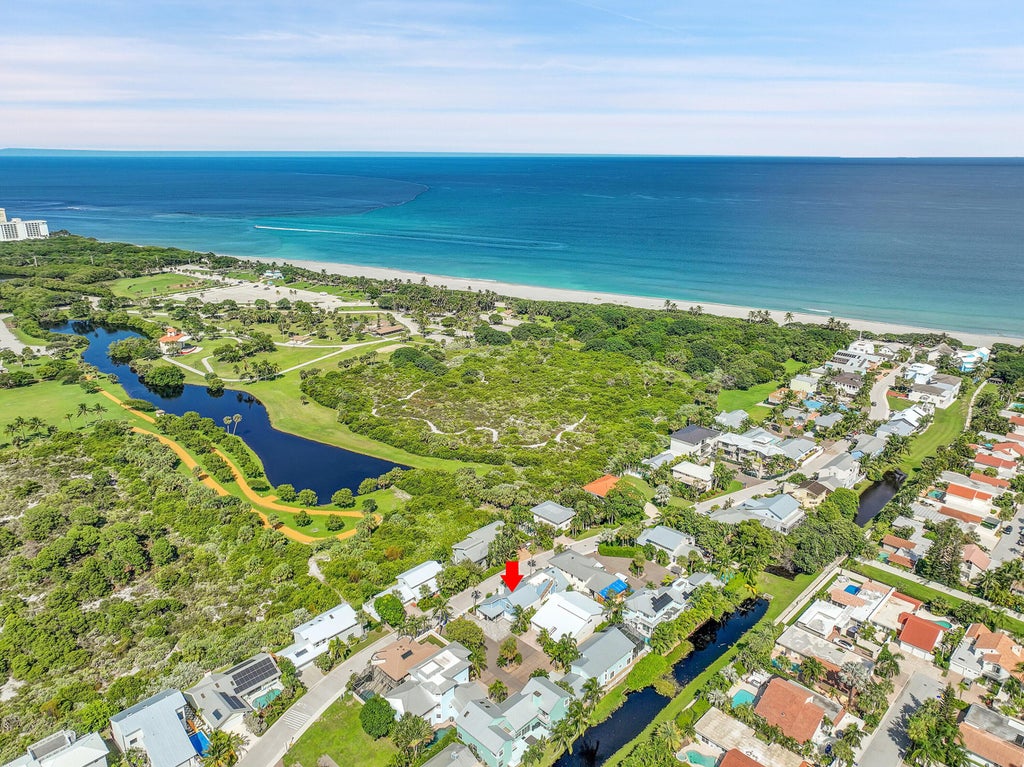 Photo of 600 Xanadu Place, Jupiter, FL 33477 (MLS # R11138442)