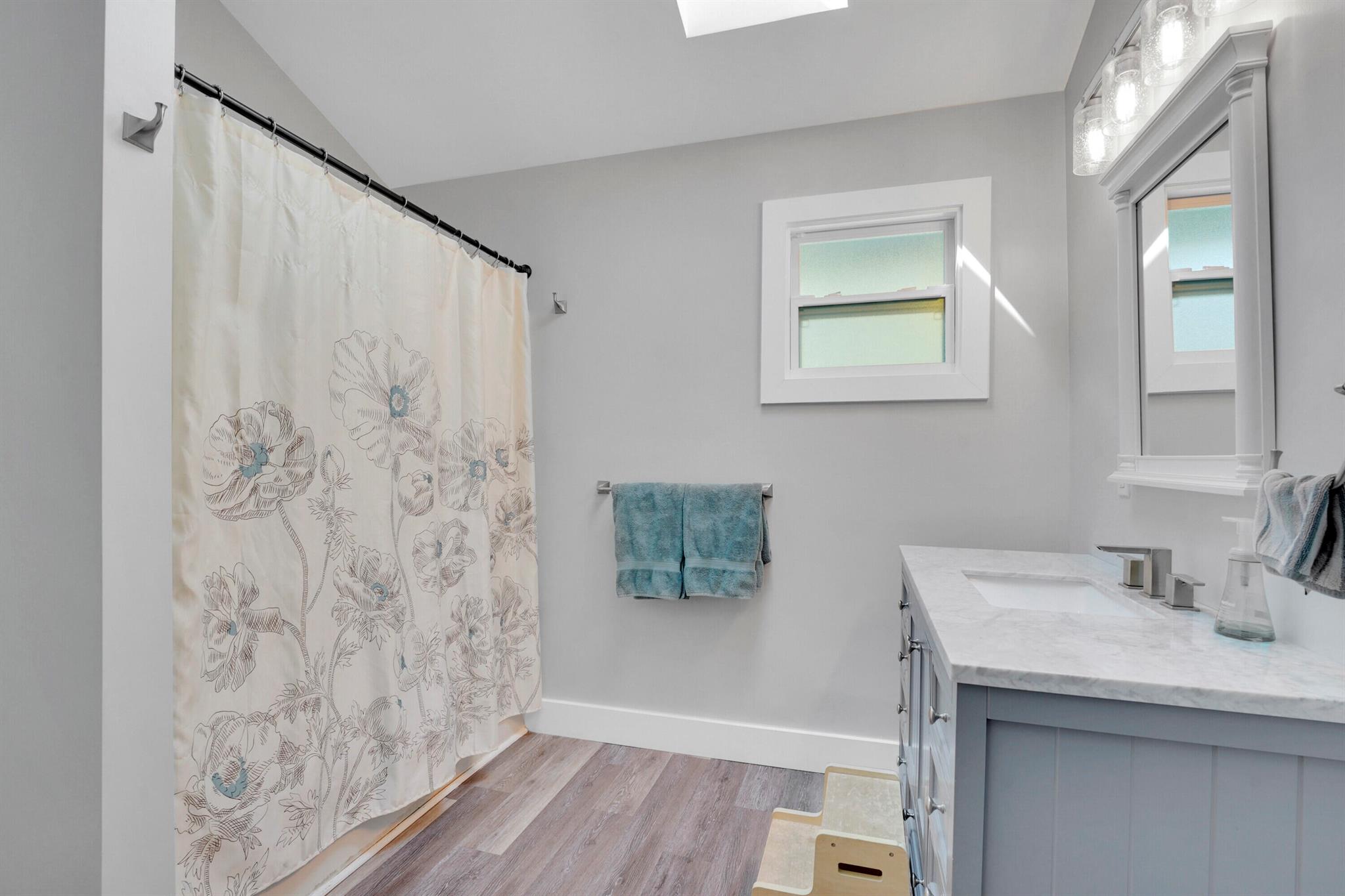 XANADU BY THE SEA - Residential Lease