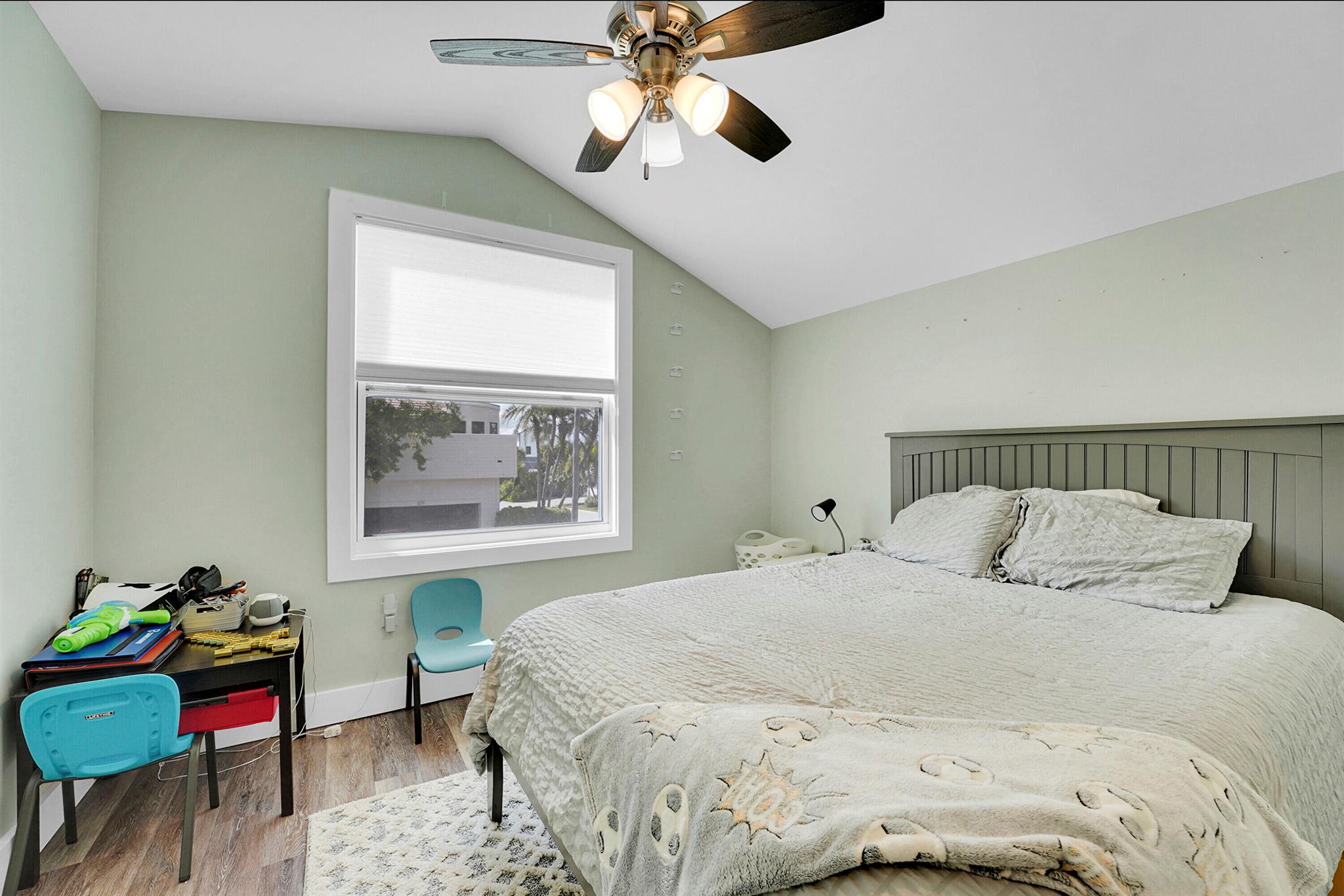 XANADU BY THE SEA - Residential Lease