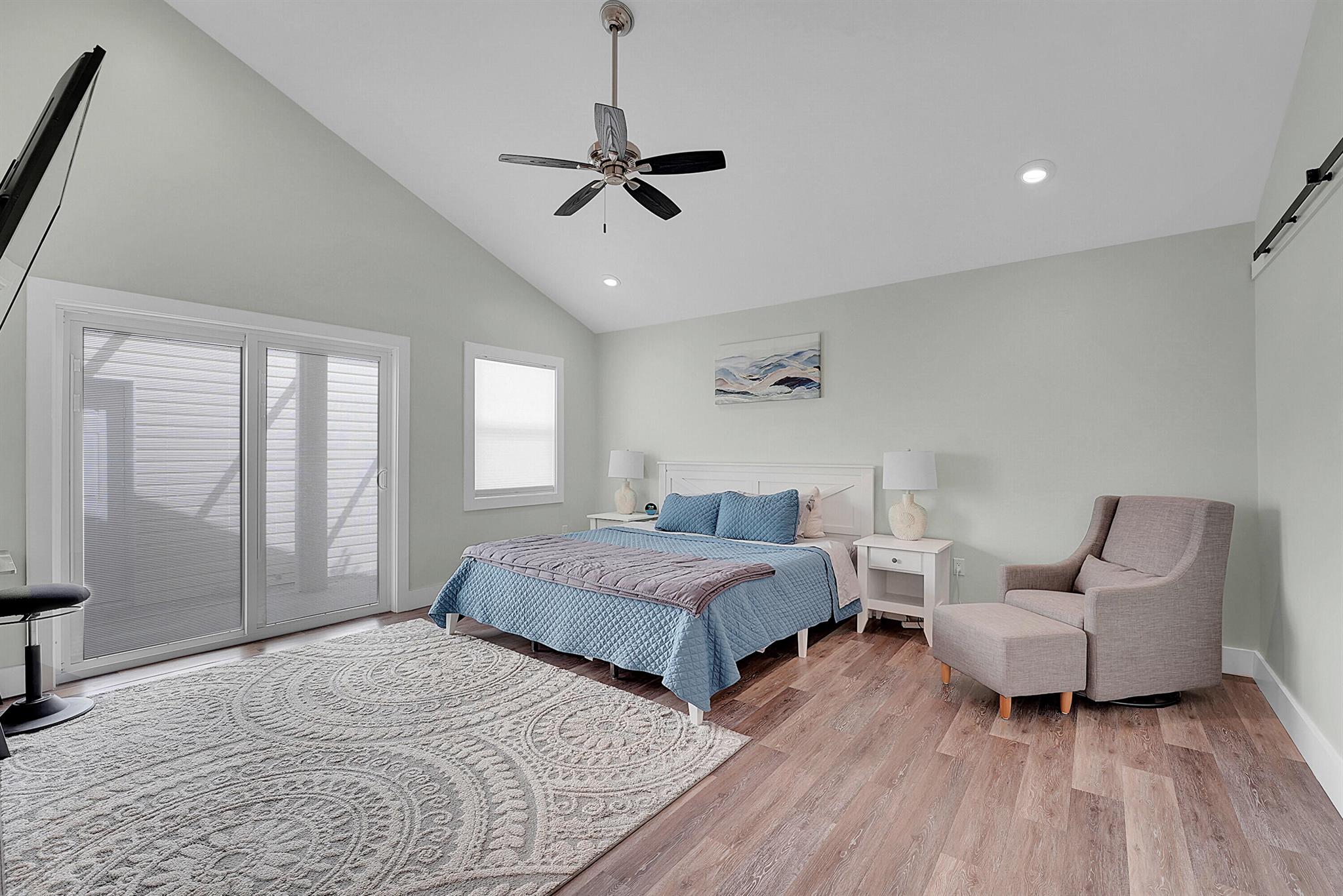 XANADU BY THE SEA - Residential Lease