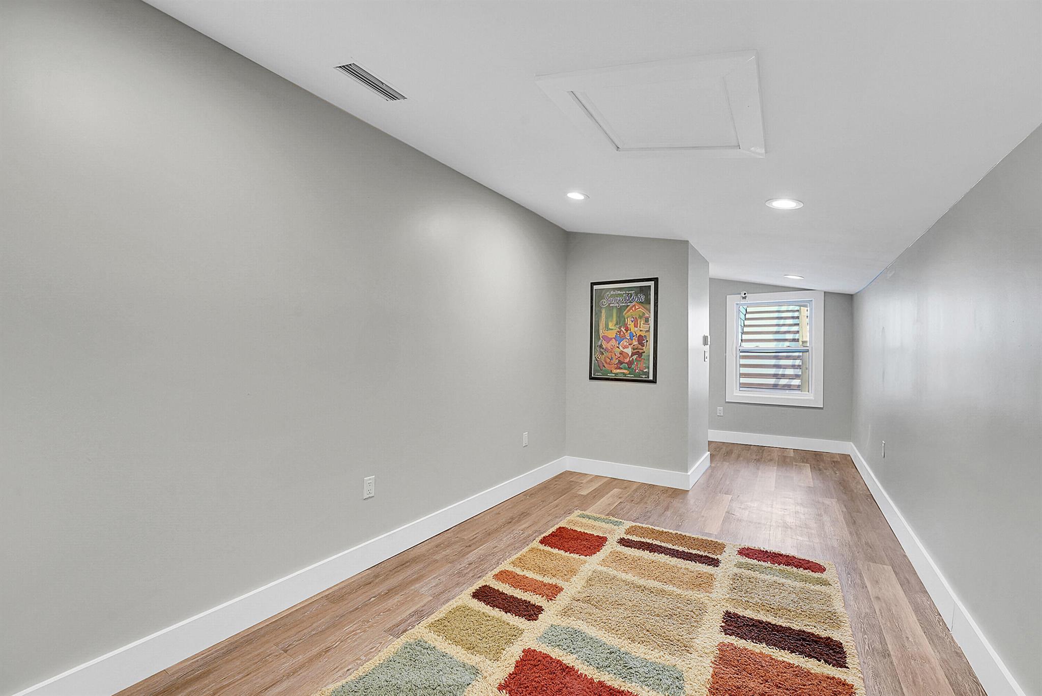 XANADU BY THE SEA - Residential Lease