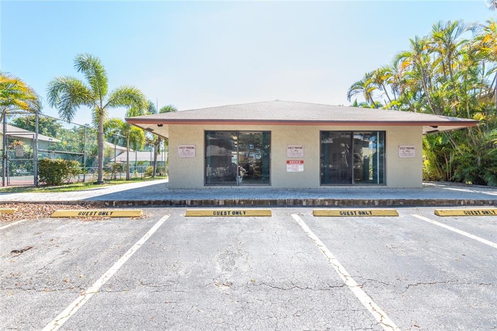 LIGHTHOUSE VILLAGE - Residential