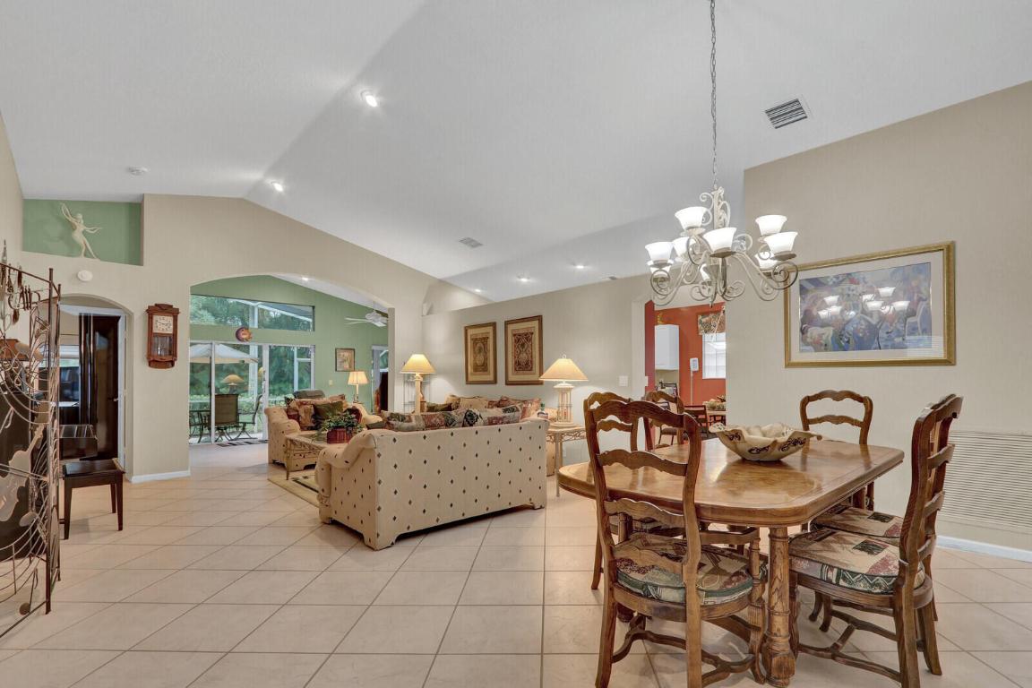 6414 Pebble Creek Way