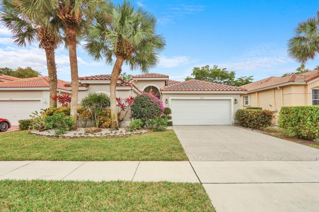 Photo of 6414 Pebble Creek Way, Boynton Beach, FL 33437 (MLS # R11155637)