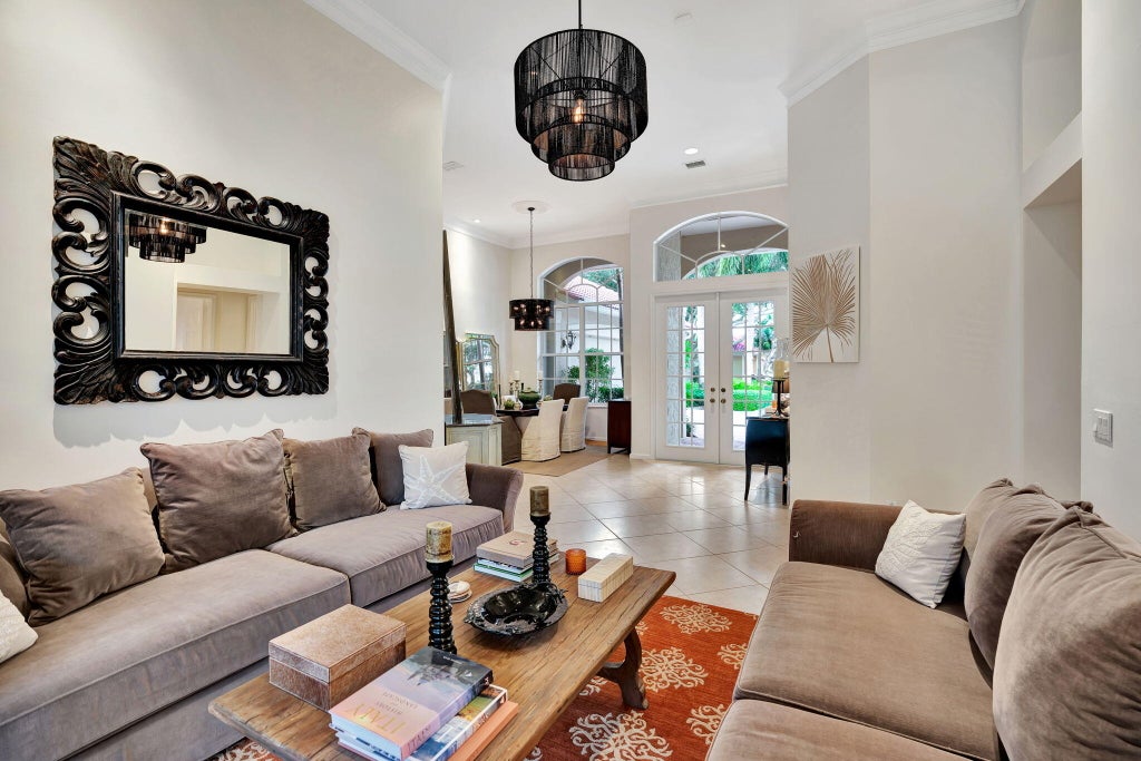 Photo of 6905 Cypress Cove Circle, Jupiter, FL 33458 (MLS # R11035496)