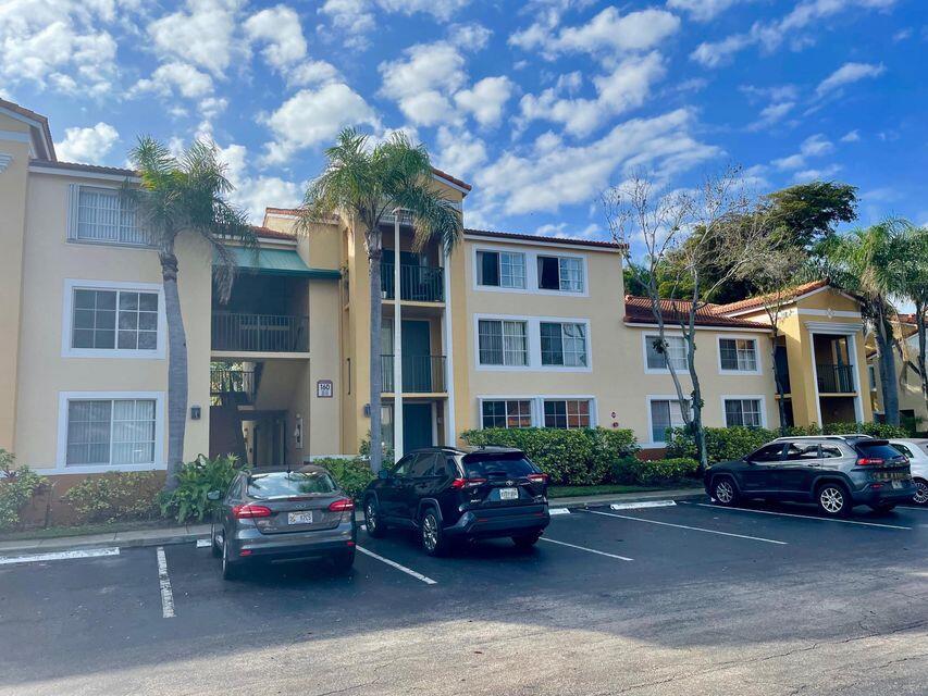 160 Yacht Club Way 109