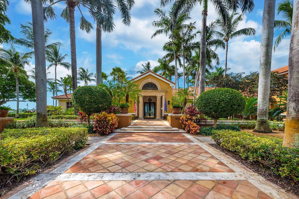 YACHT CLUB ON THE INTRACO - Residential Lease