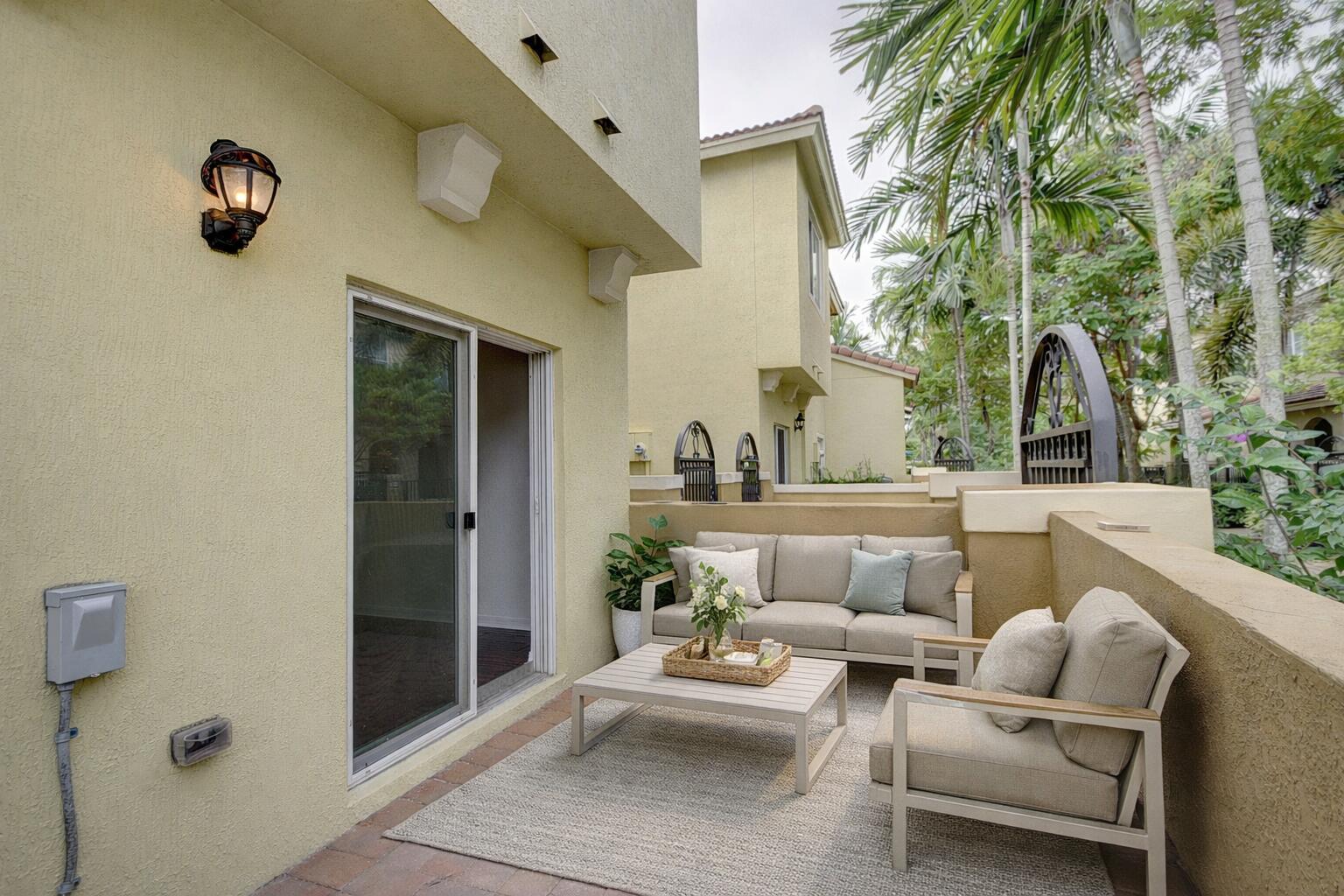 MONTEREY BAY TR - Residential Lease