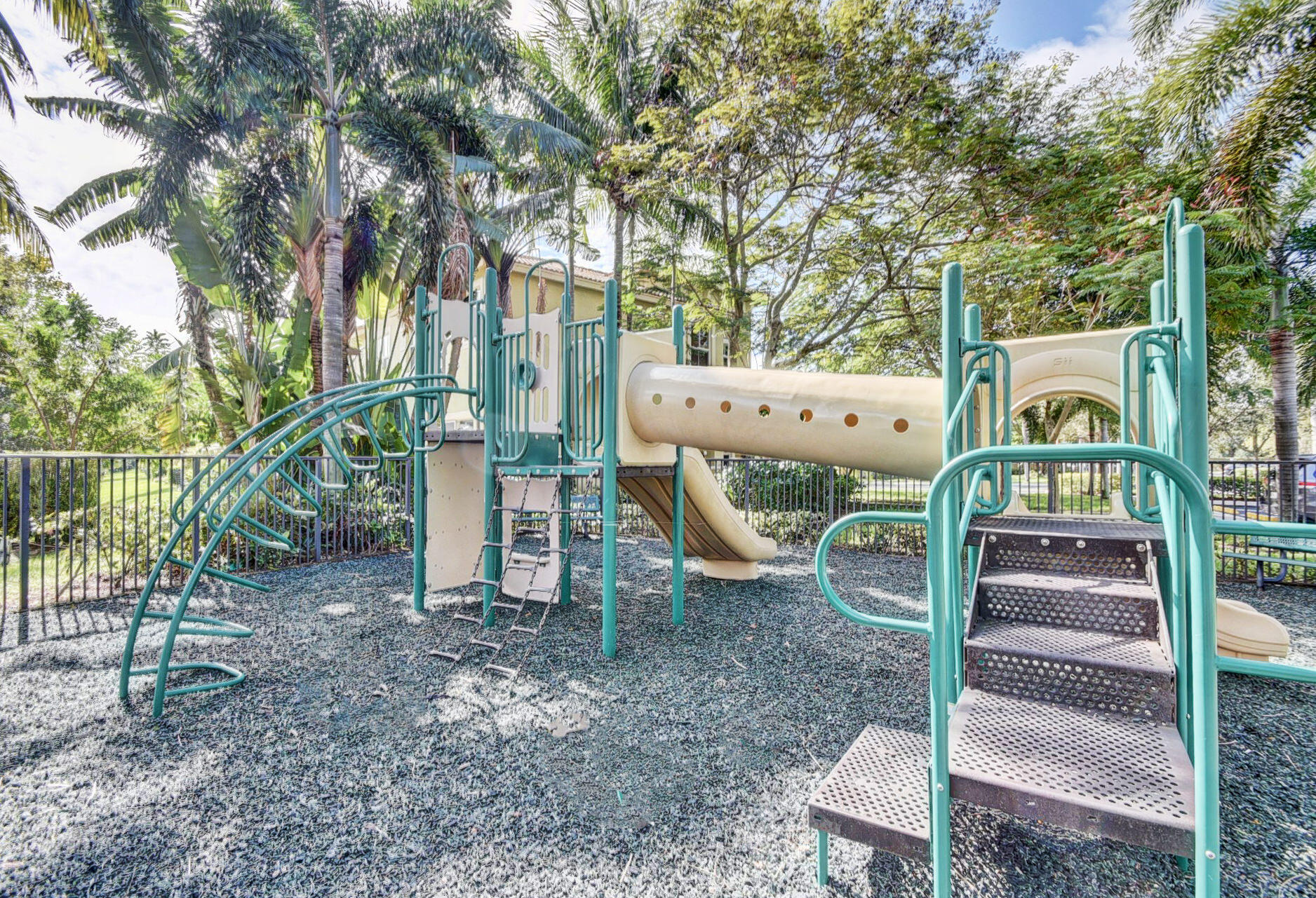 MONTEREY BAY TR - Residential Lease