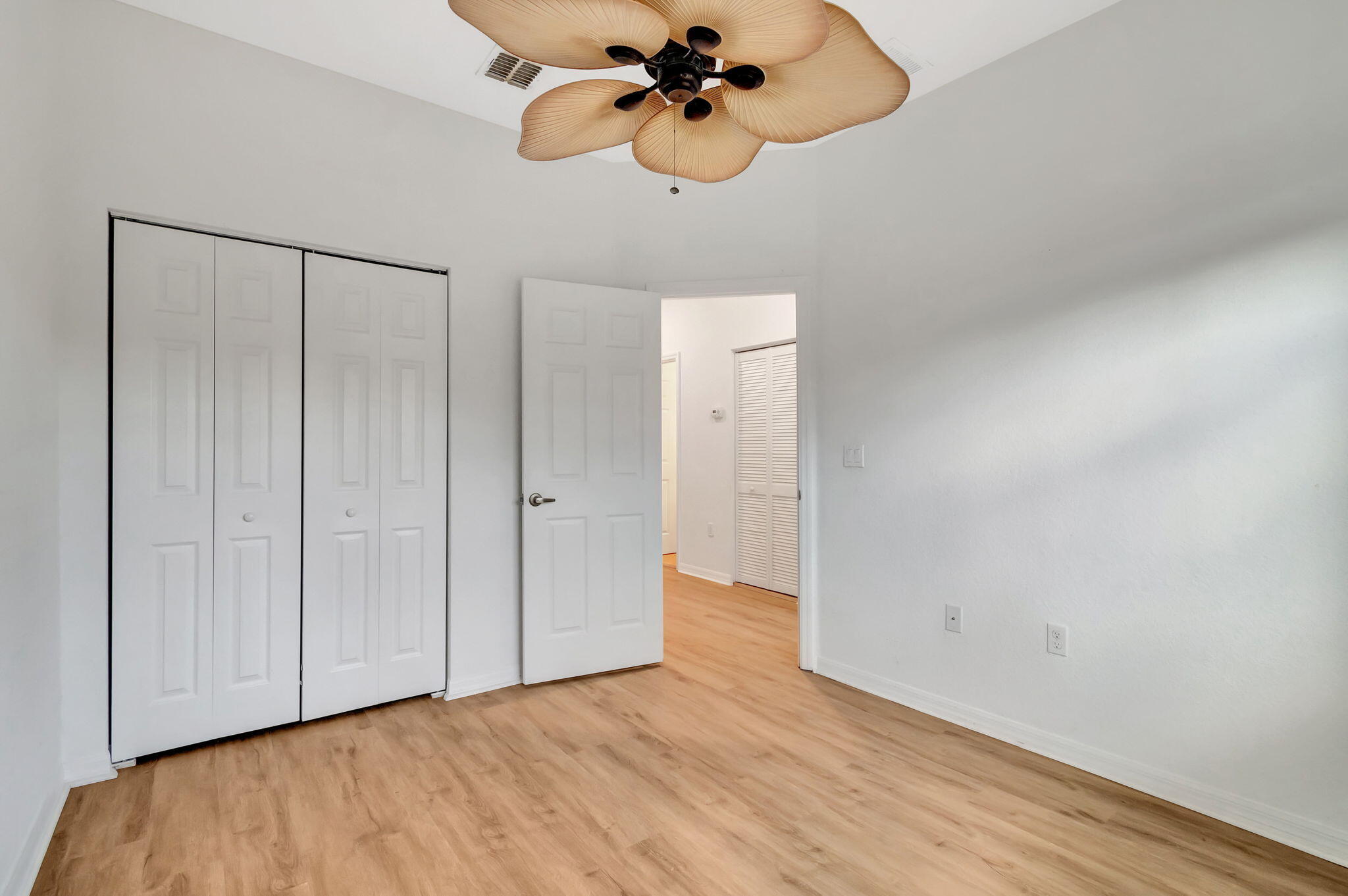 MONTEREY BAY TR - Residential Lease