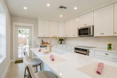 846 Park Place West Palm Beach FL 33401