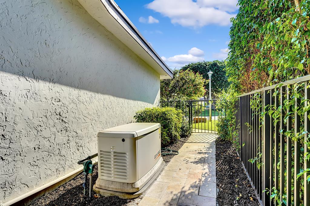 Seagate County Club - Residential