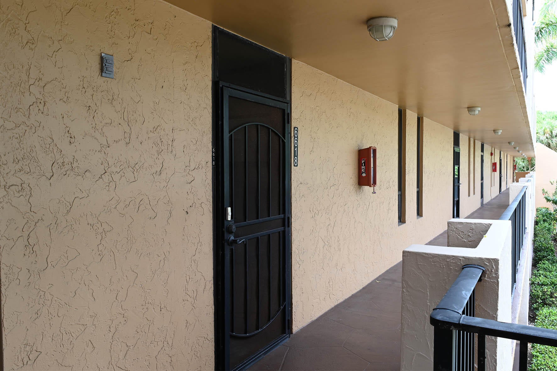 6618 CORAL LAKE Drive 206