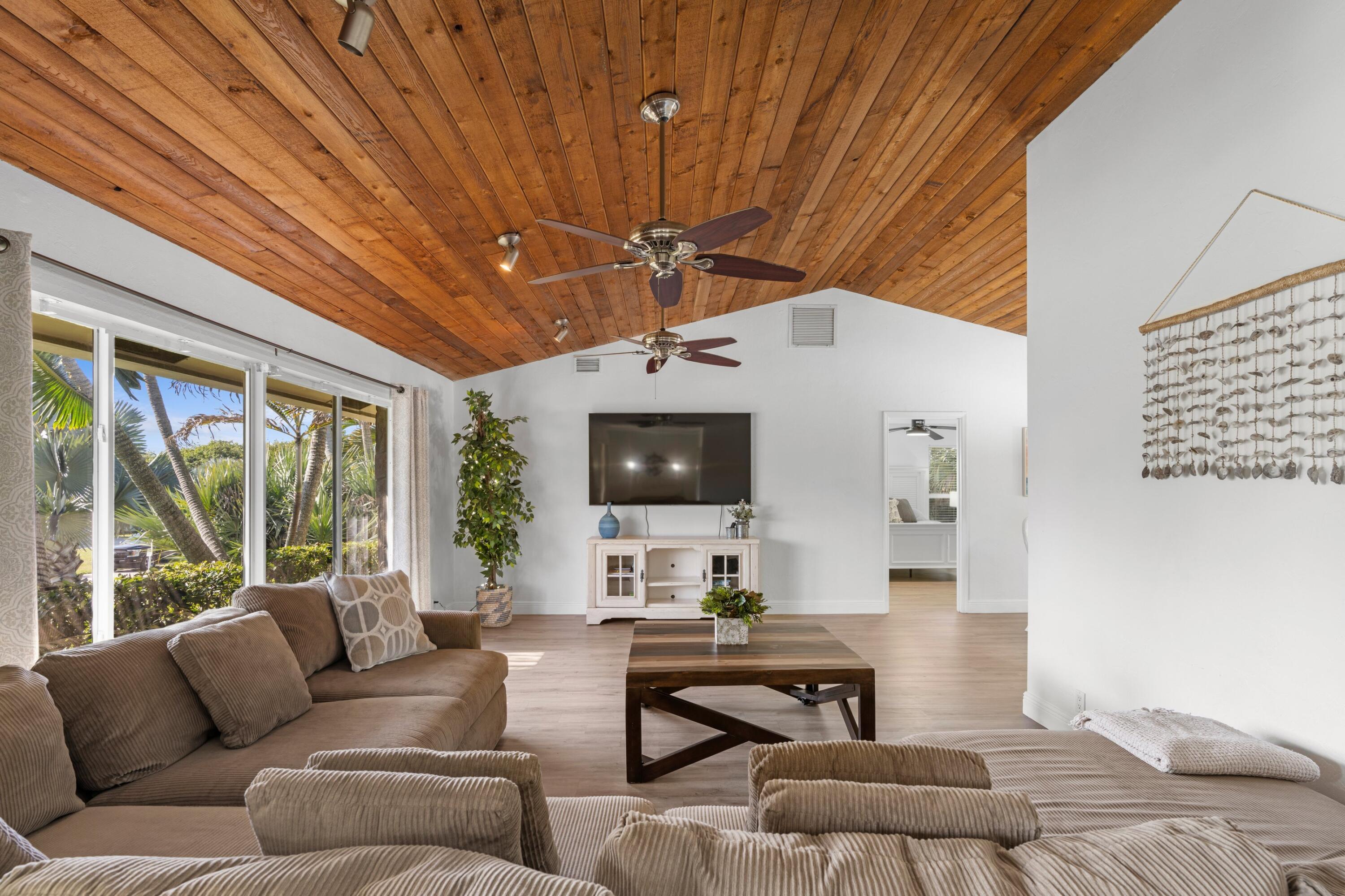 1887 Finn Hill Drive