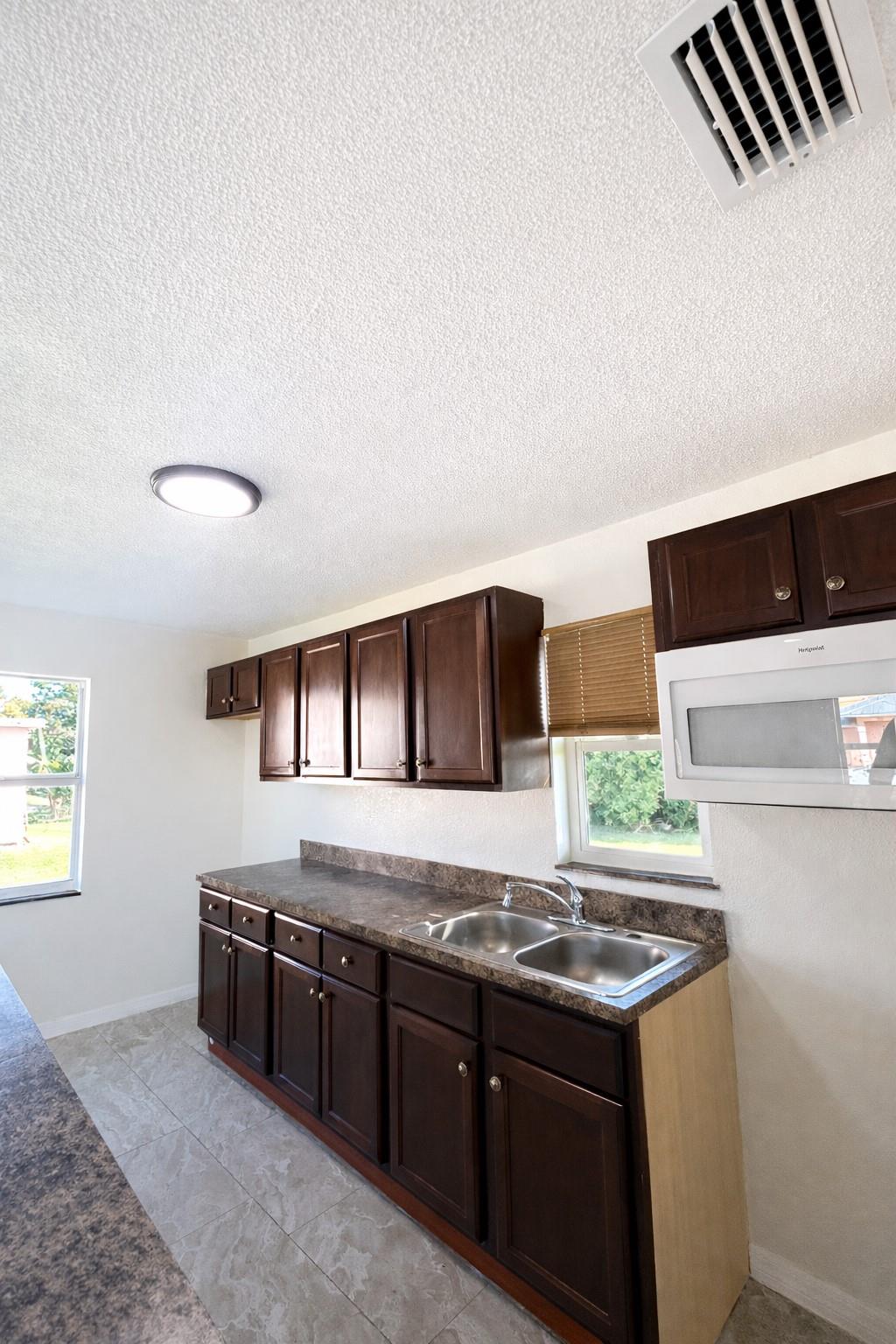 LAKE SHORE SUB B G IN - Residential