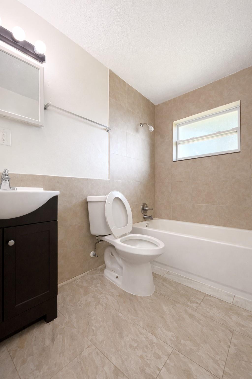 LAKE SHORE SUB B G IN - Residential