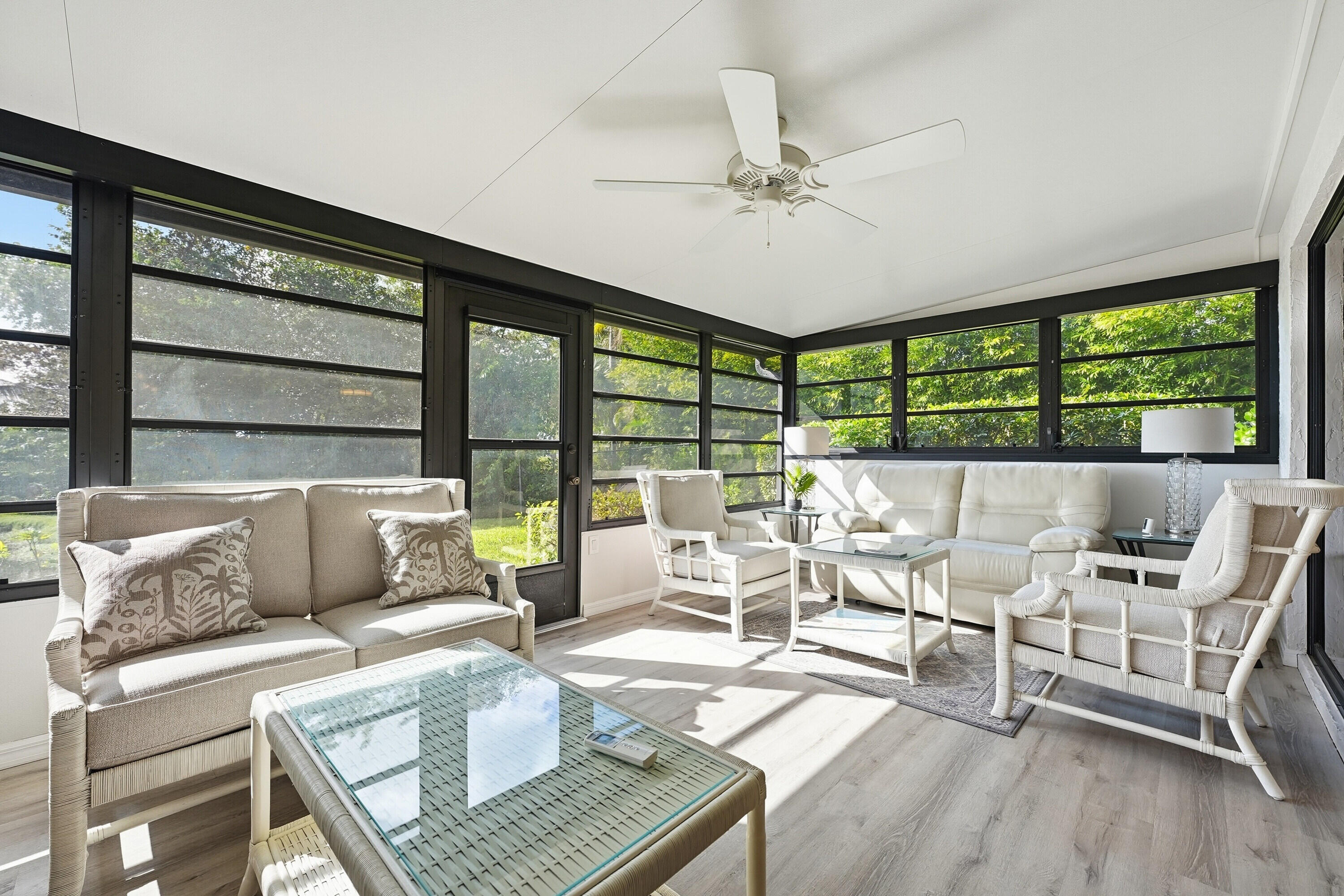 TARPON BAY MOORINGS - Residential