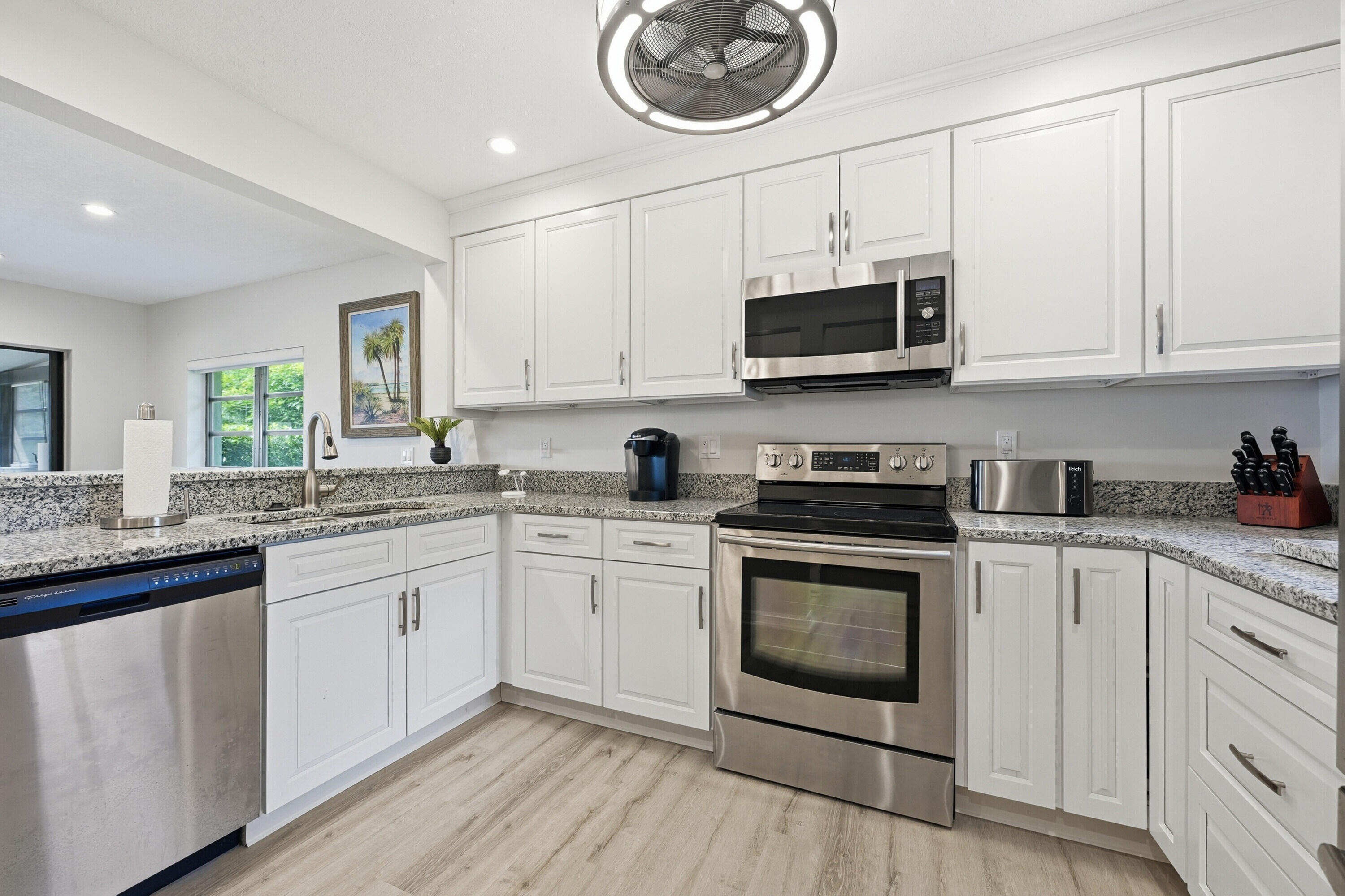 TARPON BAY MOORINGS - Residential