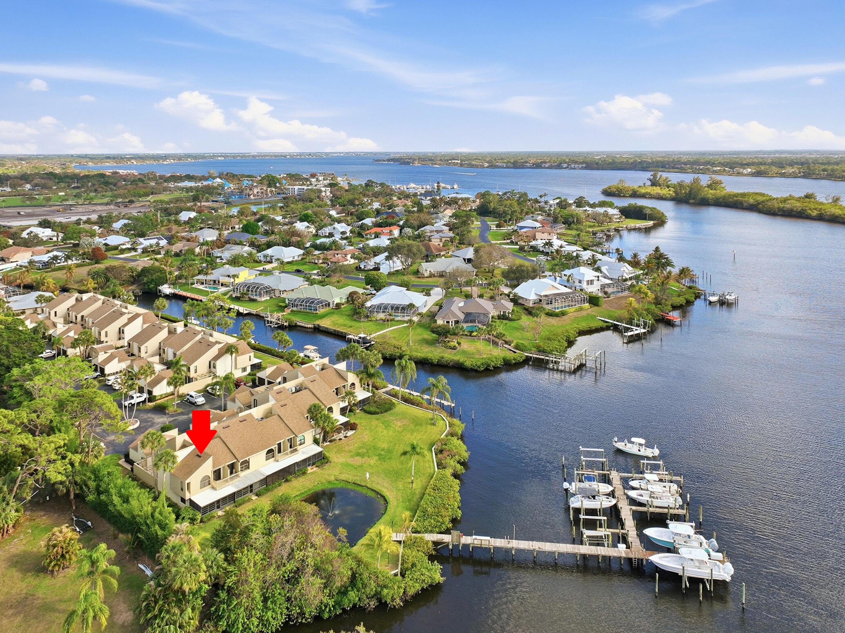 TARPON BAY MOORINGS - Residential