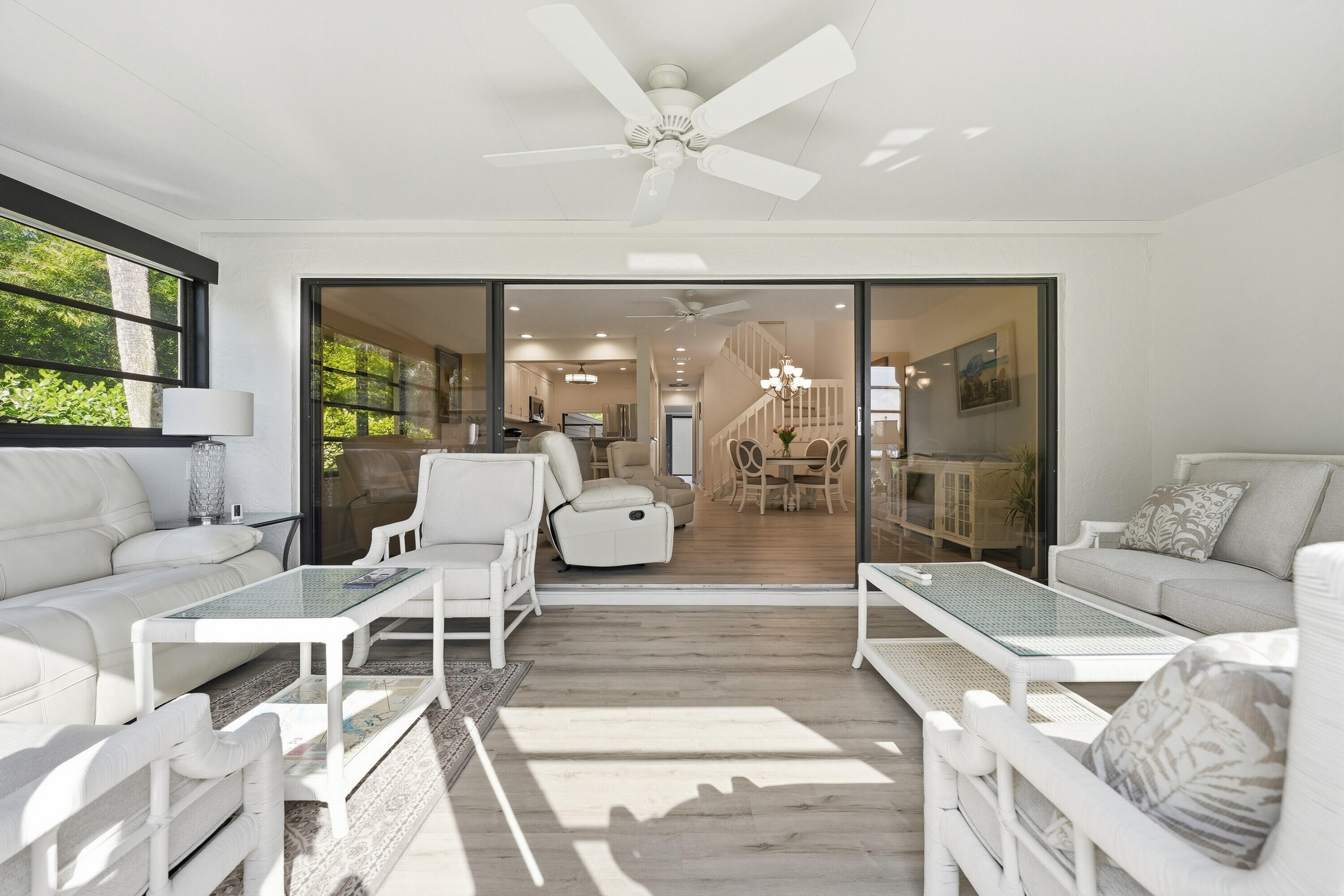 TARPON BAY MOORINGS - Residential