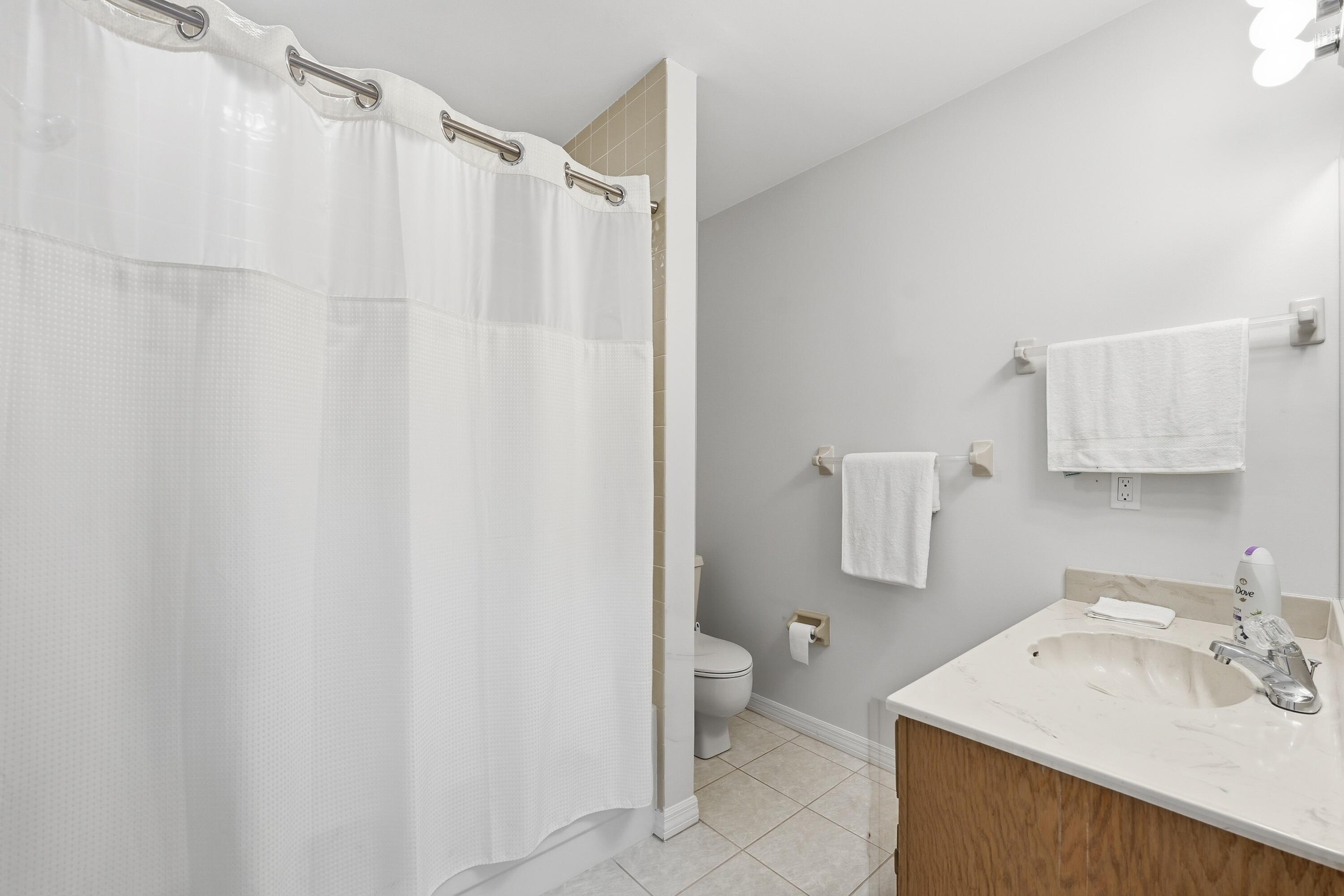 TARPON BAY MOORINGS - Residential