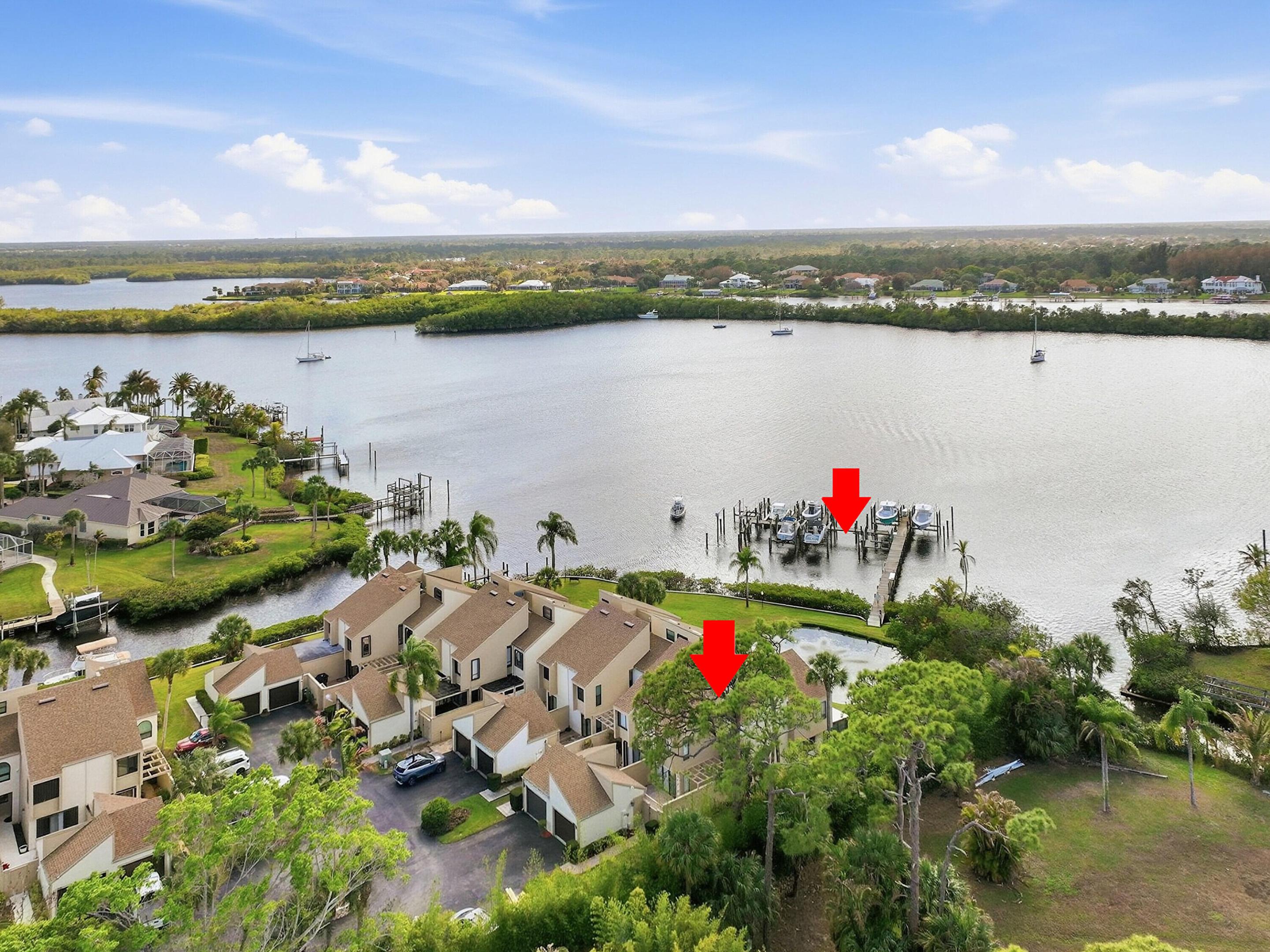 TARPON BAY MOORINGS - Residential