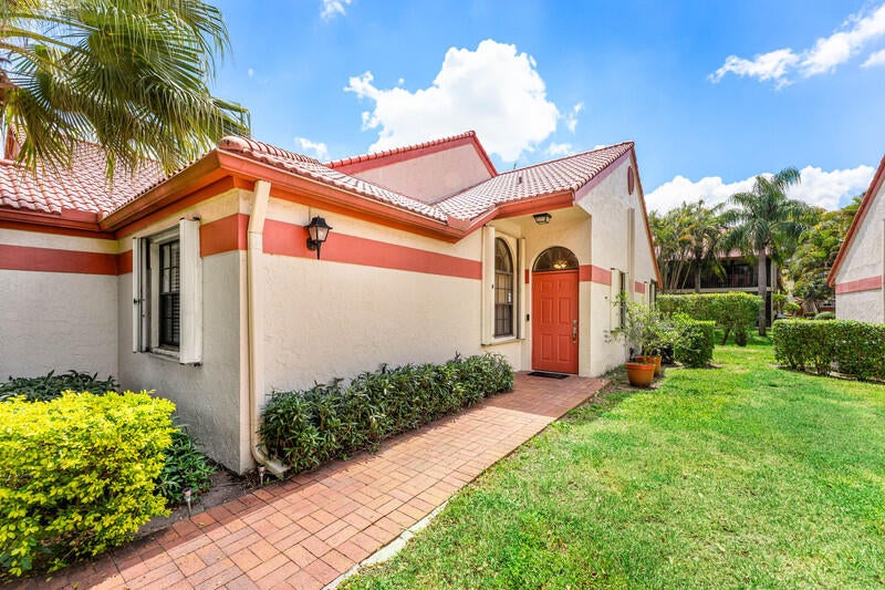 7888 Lexington Club Boulevard