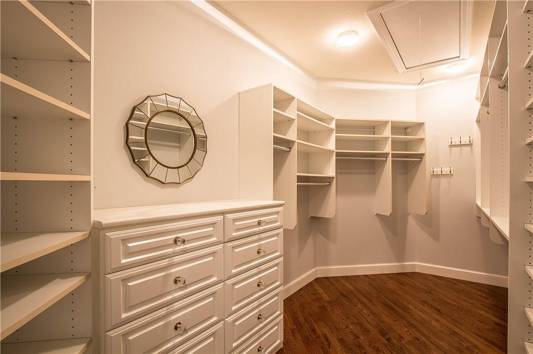 Whispering Woods 118-25 B - Residential