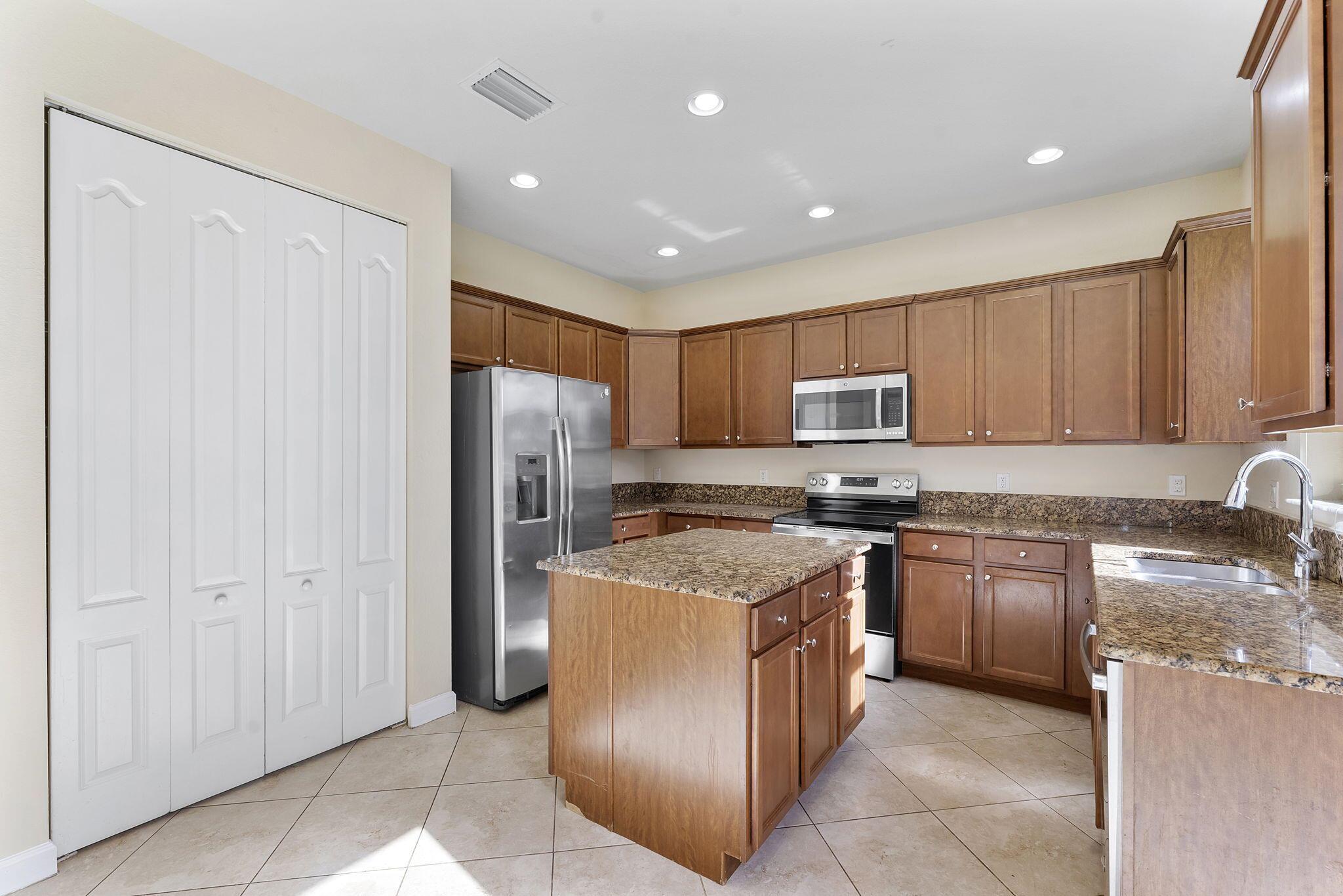 CAPISTARA - Residential