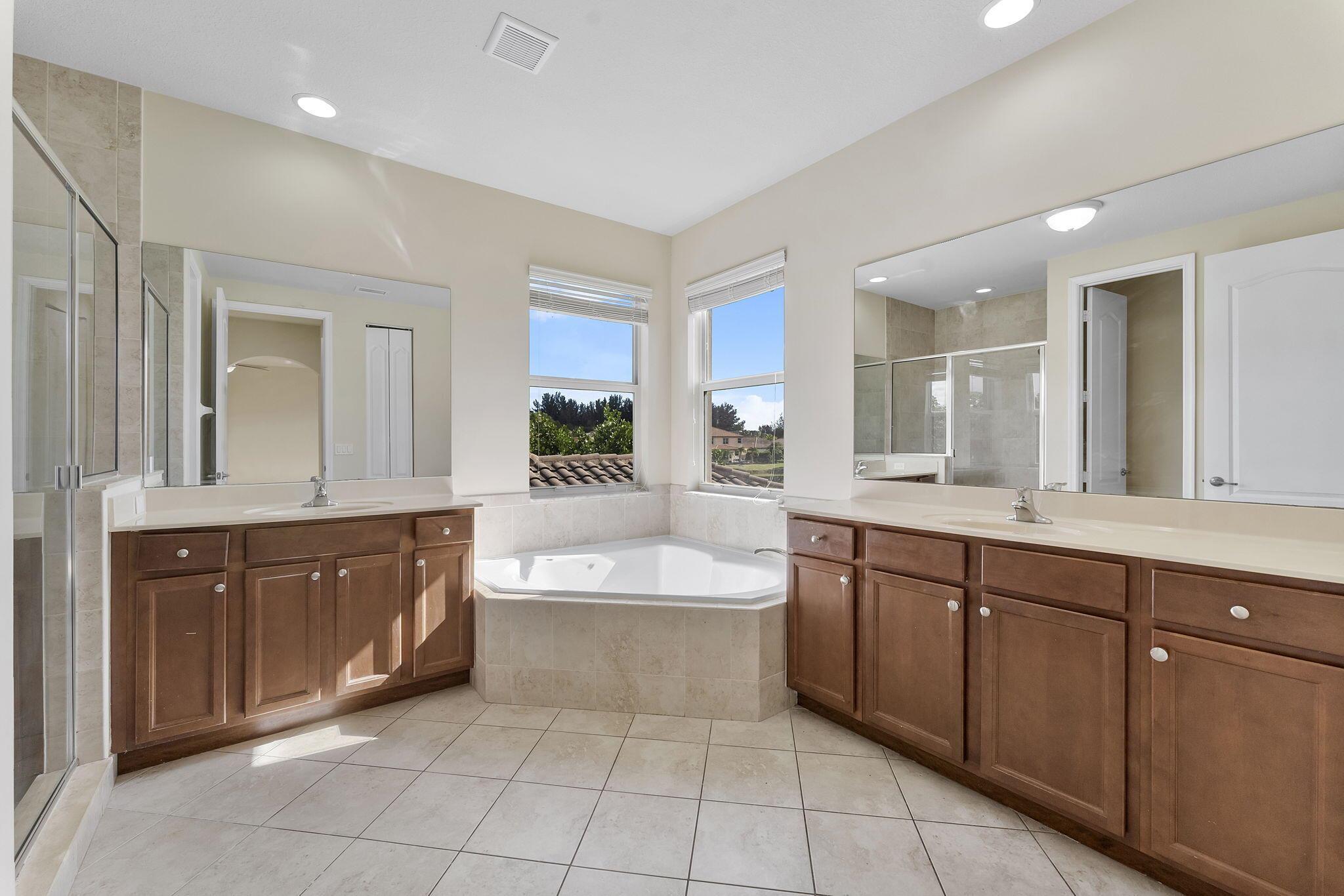 CAPISTARA - Residential